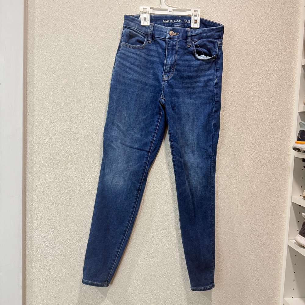 American Eagle Women's curvy jeans